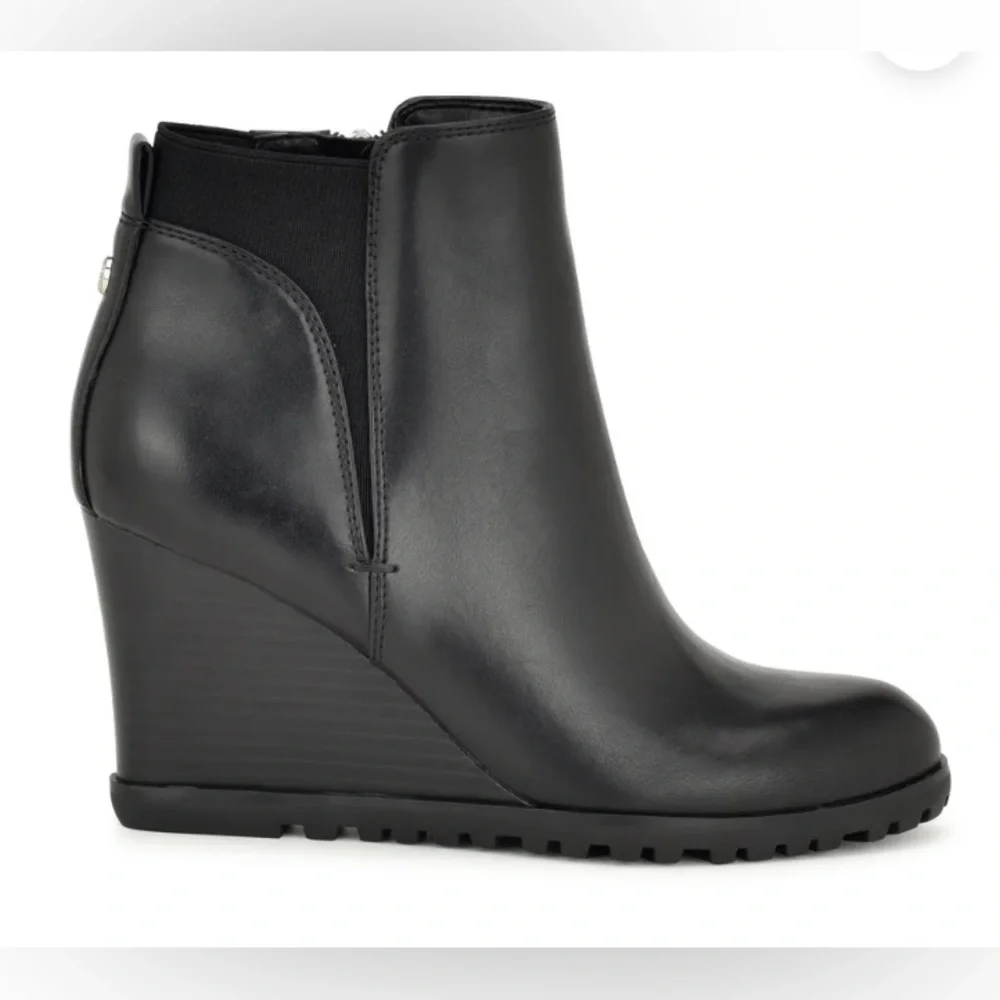 🟠 NINE WEST LEATHER CURTIS WEDGE ANKLE BOOTIE - BRAND NEW - WOMENS SIZE 9.5 🟠 - Picture 1 of 8